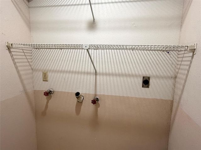 2379 Briarwest Boulevard 93, Houston, TX 77077