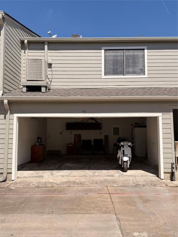 2379 Briarwest Boulevard 93, Houston, TX 77077