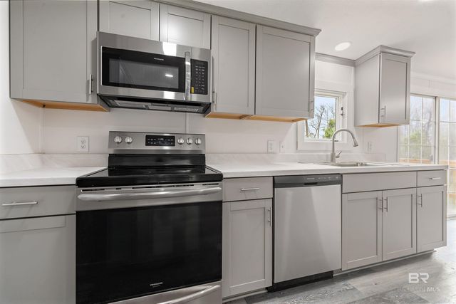 11825 Sycamore Lane, Elberta, AL 36530