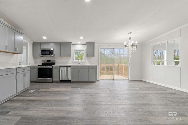 11825 Sycamore Lane, Elberta, AL 36530