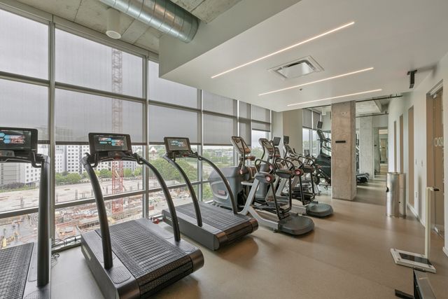 700 12th Ave S Unit 1002, Nashville, TN 37203