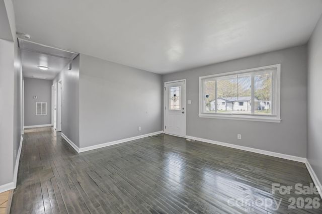 9300 Edgevale Drive, Charlotte, NC 28216