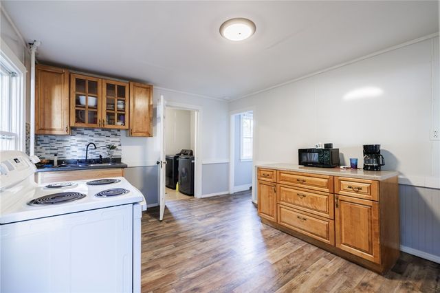 13 Burrall Avenue, Geneva City, NY 14456