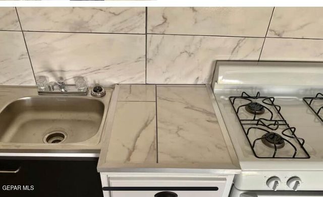 1408 Arizona Avenue A, El Paso, TX 79902