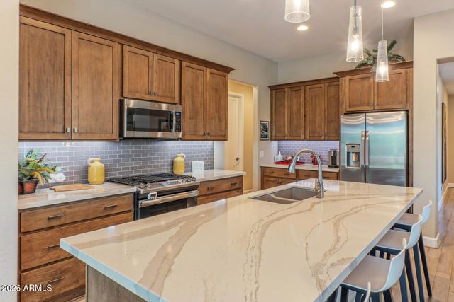 16911 W ALVARADO Drive, Goodyear, AZ 85395