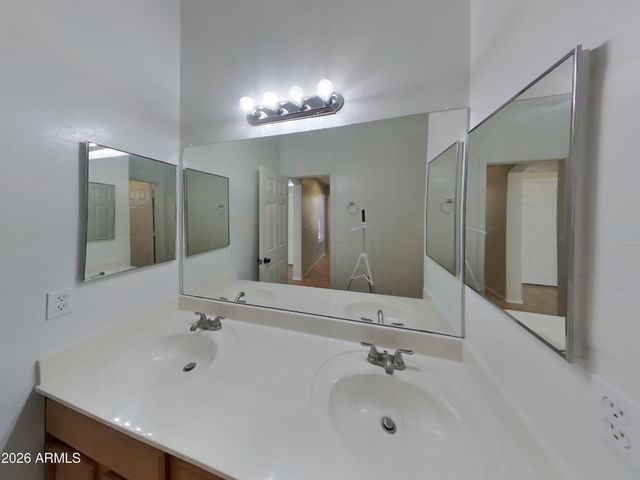 8625 W CHICKASAW Street, Tolleson, AZ 85353