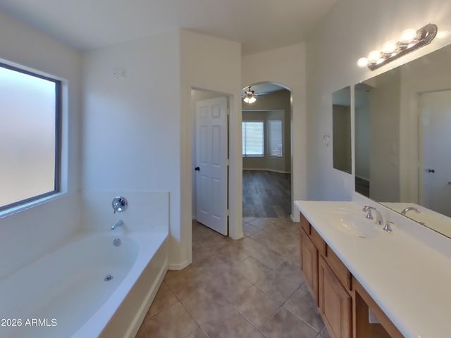 8625 W CHICKASAW Street, Tolleson, AZ 85353