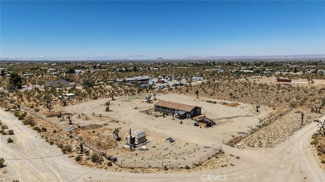2876 Goss, Phelan, CA 92371