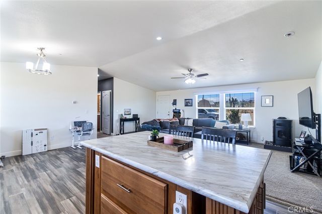2876 Goss, Phelan, CA 92371