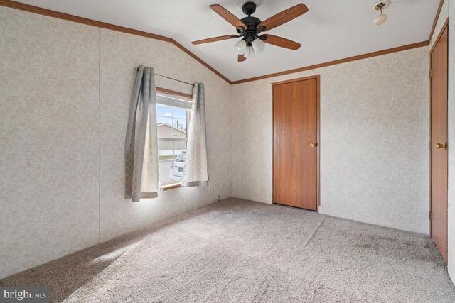 523 CANTER RD, Wilmington, DE 19810