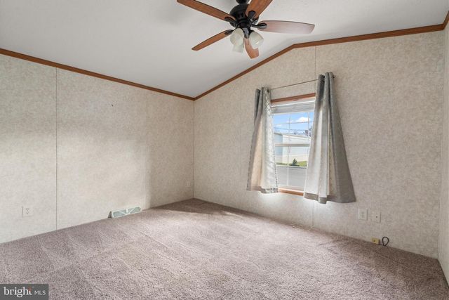 523 CANTER RD, Wilmington, DE 19810