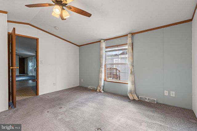 523 CANTER RD, Wilmington, DE 19810