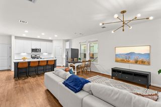 221 Diamond Point DR, Dripping Springs, TX 78620