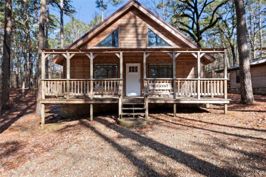 Image 3 of property listing at 35 Marlin Drive, Broken Bow, OK 74728