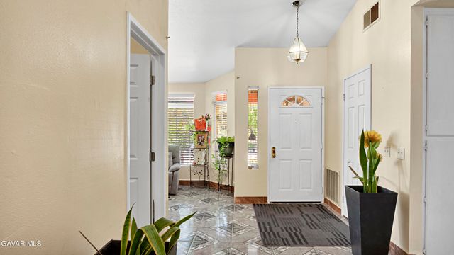2608 Overland Avenue, Lancaster, CA 93536