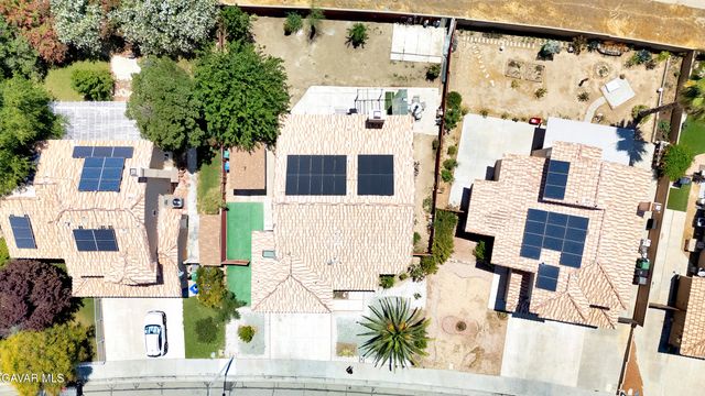 2608 Overland Avenue, Lancaster, CA 93536