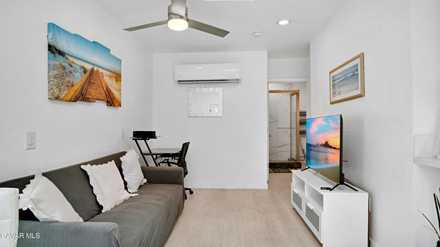 2608 Overland Avenue, Lancaster, CA 93536