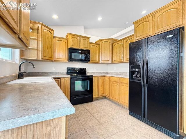 419 E Chadwick Drive, Pueblo West, CO 81007