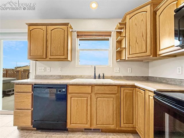 419 E Chadwick Drive, Pueblo West, CO 81007