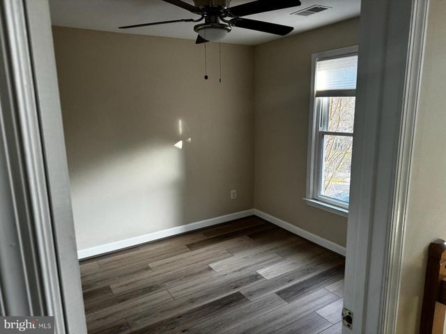 21131 CROCUS TER, Ashburn, VA 20147