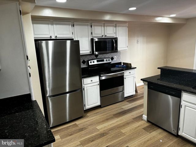 21131 CROCUS TER, Ashburn, VA 20147