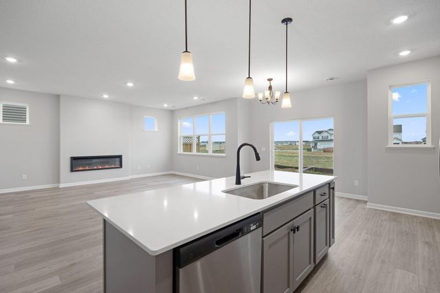 1109 Annacotte Lane, Rosemount, MN 55068