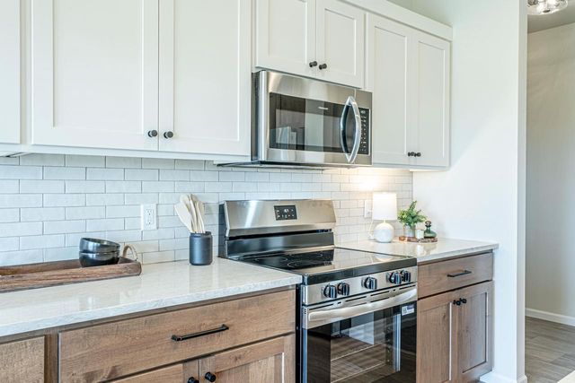 106 Garrett Drive, Barneveld, WI 53507