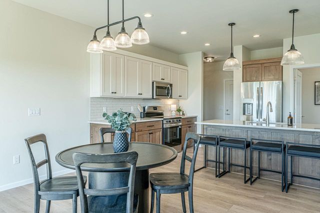 106 Garrett Drive, Barneveld, WI 53507