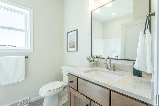 106 Garrett Drive, Barneveld, WI 53507