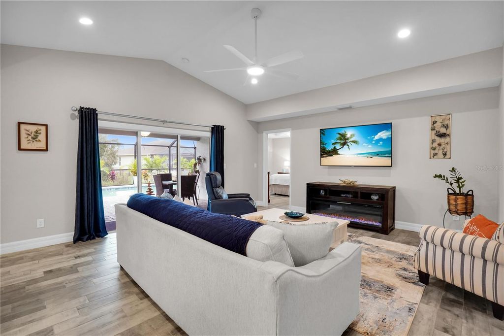 Image 11 of property listing at 8249 DITTMAR ST, Port Charlotte, FL 33981