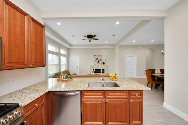 2003 Marthoman Drive, Missouri City, TX 77489