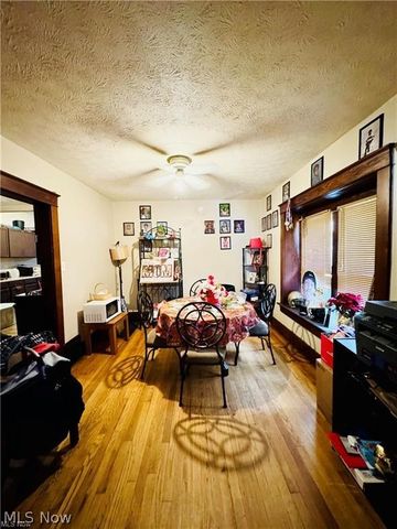 927 Avon Street, Akron, OH 44310