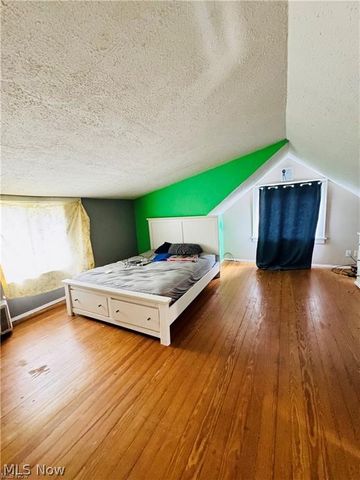 927 Avon Street, Akron, OH 44310