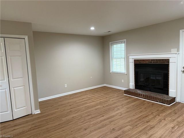 704 Meadowgreen Village Drive 1-A, Eden, NC 27288