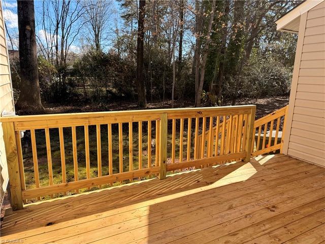 704 Meadowgreen Village Drive 1-A, Eden, NC 27288