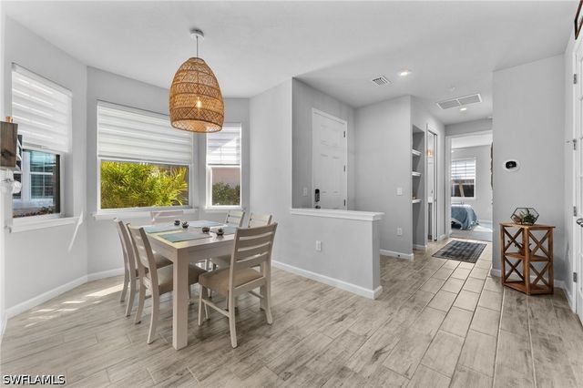 4671 Arboretum CIR 104, Naples, FL 34112