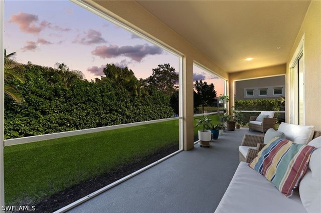 4671 Arboretum CIR 104, Naples, FL 34112