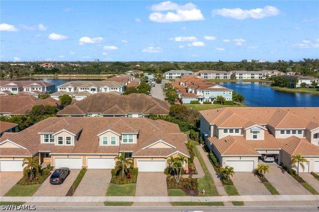 4671 Arboretum CIR 104, Naples, FL 34112