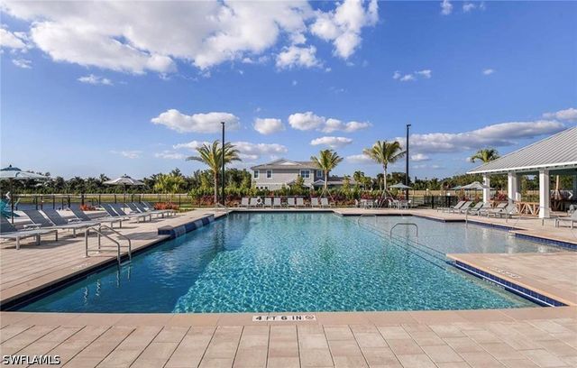4671 Arboretum CIR 104, Naples, FL 34112