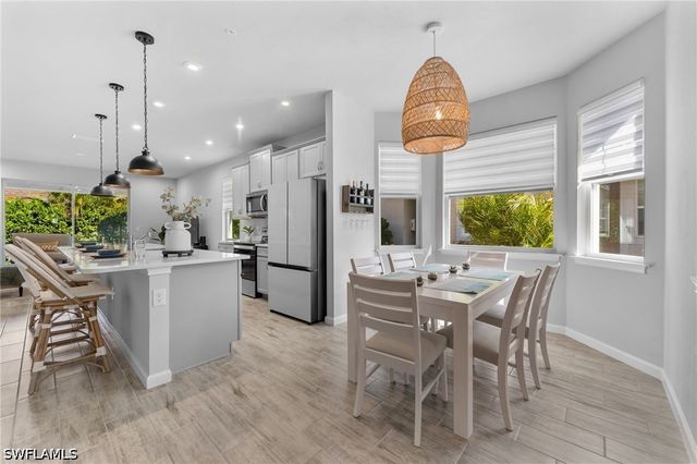 4671 Arboretum CIR 104, Naples, FL 34112