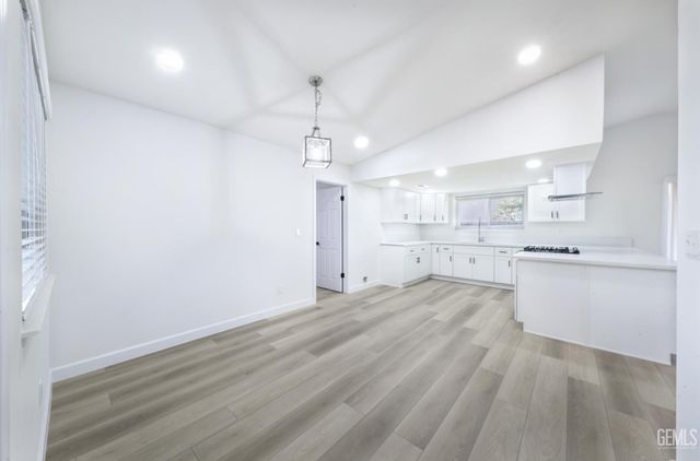 204 Jalisco Avenue, Bakersfield, CA 93314