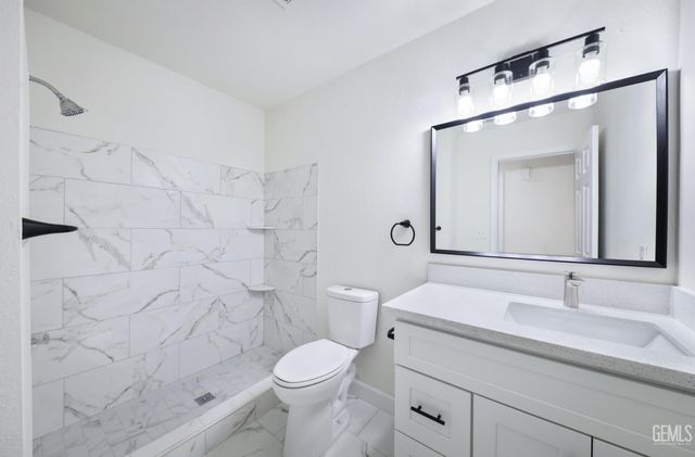 204 Jalisco Avenue, Bakersfield, CA 93314