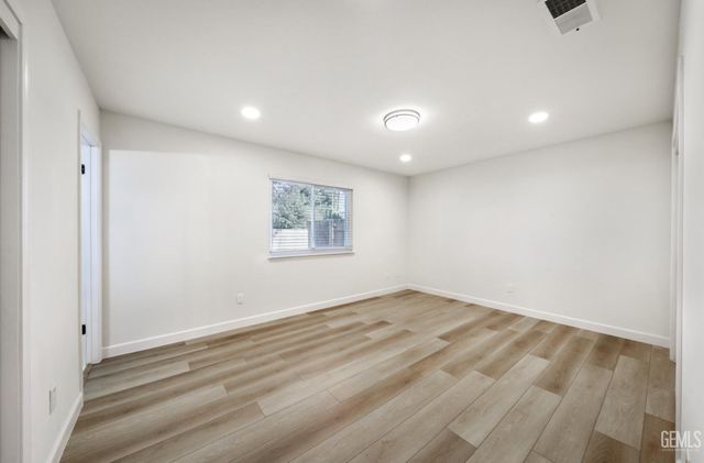 204 Jalisco Avenue, Bakersfield, CA 93314