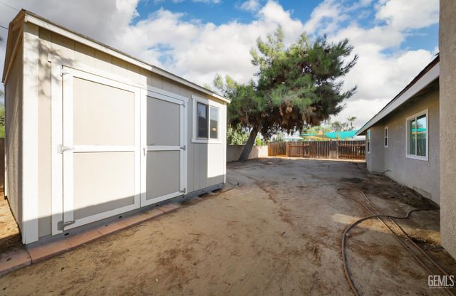204 Jalisco Avenue, Bakersfield, CA 93314