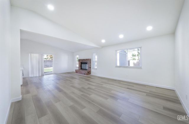 204 Jalisco Avenue, Bakersfield, CA 93314