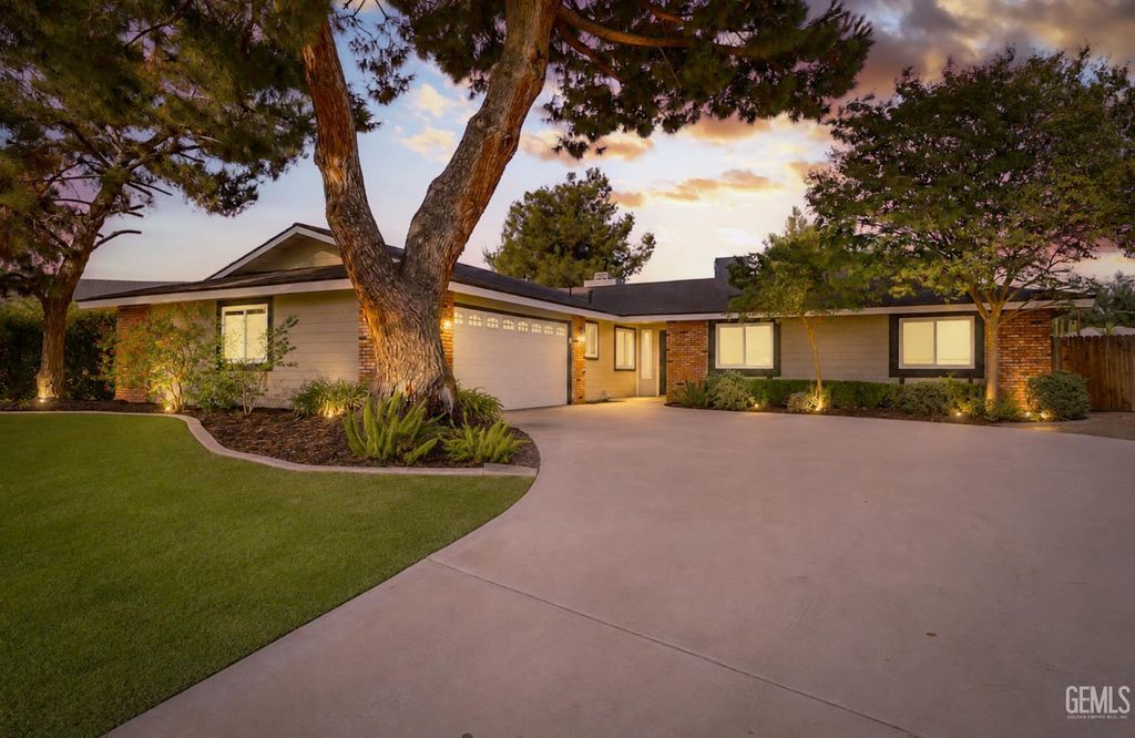 204 Jalisco Avenue, Bakersfield, CA 93314