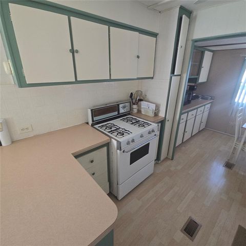 27466 US HIGHWAY 19 N 3, Clearwater, FL 33761