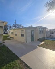 27466 US HIGHWAY 19 N 3, Clearwater, FL 33761