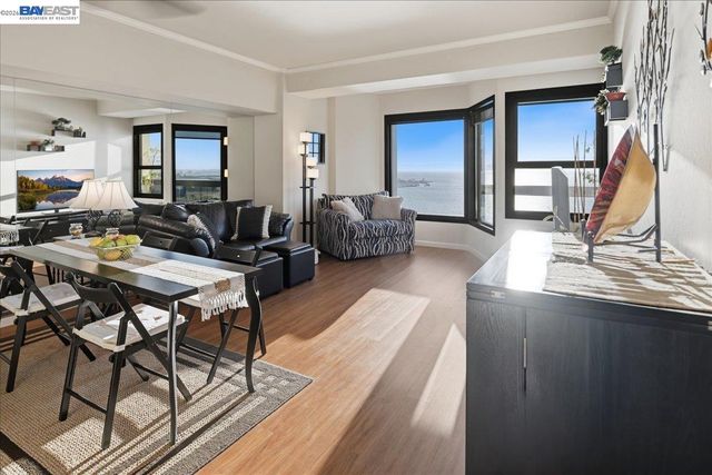 6363 Christie Ave 1813, Emeryville, CA 94608