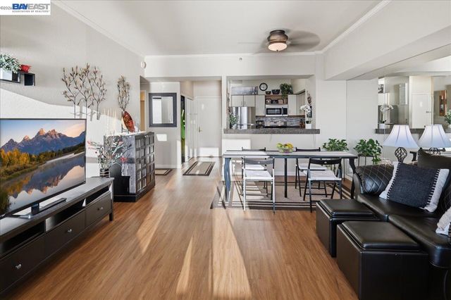 6363 Christie Ave 1813, Emeryville, CA 94608